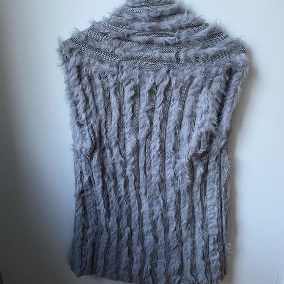 Collection Eighteen Rabbit Fur Vest Size S/M - Picture 2 of 4